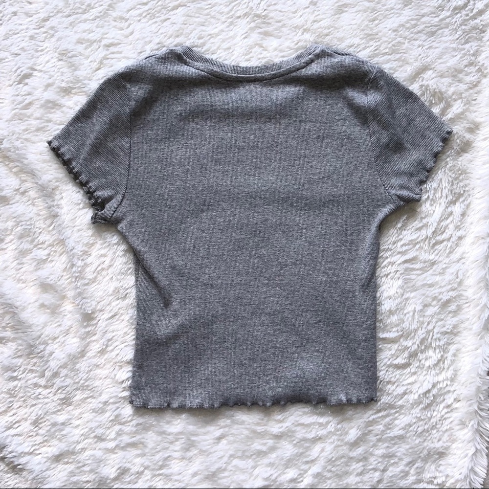 Dip Ruffled Gray Top - Picture 2 of 5